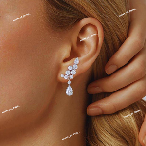 ต่างหูเม็ดยาวชุบเงิน925สวยสง่าพร้อมต่างหูเพชรโมอิสซาไนต์ประกายสำหรับผู้หญิง - Product Image 2