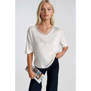 Blusa de Punto con Cuello en V y Detalle de Encaje - Blanca - Blanca - Product Image 4