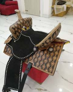 Silla de Montar Inglesa/Estilo Western de Cuero Premium Hecha a Mano, Diseño Exclusivo, Duradera y Cómoda, para Carreras, con Base de Madera/Plástico, Venta al Por Mayor, Alta Calidad - Product Image 2