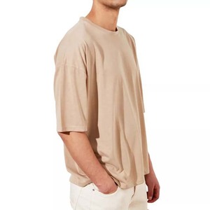 T-shirts pour hommes imprimés avec broderie sur mesure OEM Conception de logo personnalisé Col haut Qualité supérieure Vêtements d'été surdimensionnés T-shirts en coton - Product Image 2