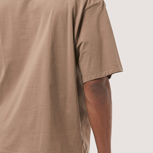 เสื้อยืดแขนสั้นโอเวอร์ไซส์ของผู้ชายผ้าฝ้าย100% กำหนดโลโก้สตรีทแวร์ลายพื้นน้ำหนักเบาระบายอากาศ - Product Image 5