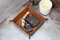 Plateau de rangement en cuir PU laserable de 6 x 6 pouces, organisateur de table de chevet, cuir végétalien, décoration intérieure, cadeau de Noël unique