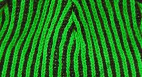 2โทนสี: สีเขียวและสีดำ