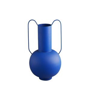 Premium-quality Metal Flower <b>Vase</b> With a Sculptural <b>Unique</b> Shape Designed to Add an Elegant Touch to Your Floral Arrangements - Product Image 6