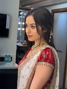 Elegante y Sofisticada Colección de Saris de Seda y Chifón con Lentejuelas Bordadas, Blusa Combinable, Colores de Moda para Fiestas - Product Image 2