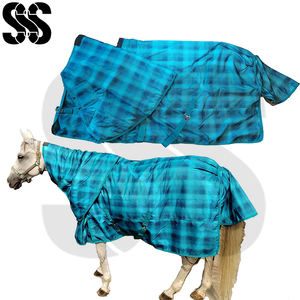 Couverture pour cheval imperméable, légère, coupe-vent et respirante avec capuche amovible, rembourrage en coton polyfill 250 grammes - Product Image 4