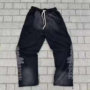 Pantalon de survêtement évasé personnalisé délavé à l'acide pour hommes 100% coton vieilli Style vintage Rhinestone Logo Straight Fit Casual Pants - Product Image 2