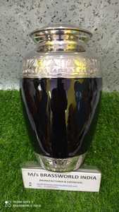 Urnas de cremación personalizadas para cenizas, urnas de latón grabadas a mano, a precio de fábrica directo - Product Image 3