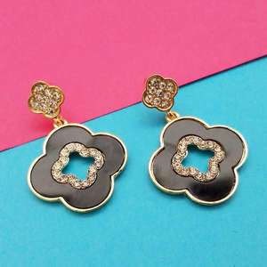 Kriaa Black Meenakari Pendientes colgantes Chapado en oro con piedra austriaca 1314112B Joyería de moda - Product Image 1