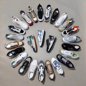 รองเท้าผู้ชายแบบบางทันสมัยรองเท้าวิ่งผ้าตาข่ายแฟชั่นแบบใหม่ - Product Image 1