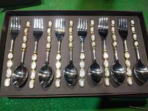 Ensemble de couverts à bord tourbillonnant fait à la main de haute qualité-Laiton en acier inoxydable pour le dessert comprend un cadeau promotionnel - Product Image 6