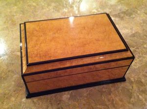 กล่องของขวัญและเครื่องประดับทำด้วยมือทำจากไม้ที่ทันสมัยขัดเงาสำหรับตกแต่งบ้านและตกแต่งคริสต์มาส - Product Image 3