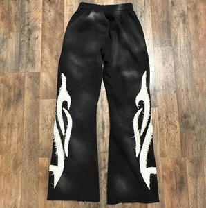 Conjunto de Sudadera con Capucha y Pantalones Deportivos de Dos Piezas para Hombre, de Algodón Sólido con Logotipo Personalizado, Bordado Aplicado, Estilo Urbano, para Correr - Product Image 3