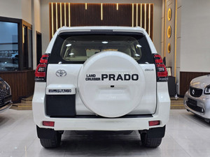 Toyota Land Cruiser Prado 4x4 d'occasion à vendre | Moteur diesel, 7 places, équipement de luxe, Toyota Land Cruiser Prado, conduite à gauche/droite - Product Image 3