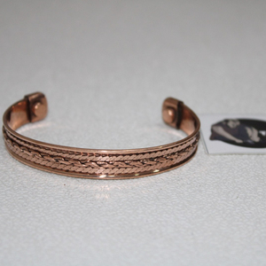 Poignet manchette en cuivre Bracelet manchette anneau manchette hommes bracelet avec gravure personnalisée métal artisanat de traditionnel - Product Image 1