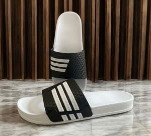 Zapatillas informales ligeras y transpirables para todas las estaciones para hombres y mujeres, suela de PVC con forro de PVC para uso en interiores y exteriores, función antiestática - Product Image 3