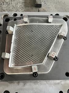 Custom Mairiui China Prensa Estampagem De Chapa De Metal Corpo Do Carro Morre Corpo Automotivo De Aço De Perfuração Speaker Cover Veículo Mold Personalizado - Product Image 5