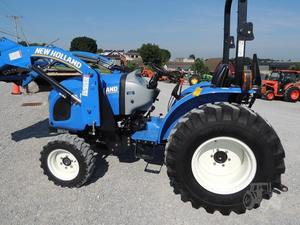 Tractor Agrícola NEW HOLLAND WORKMASTER 33 Automático 4WD de 40HP, Modelo 2015, con Motor y Caja de Cambios de Transmisión por Engranajes - Product Image 2