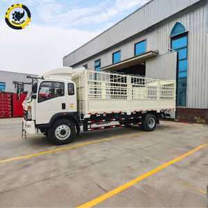 Camión <span class=keywords><strong>de</strong></span> Carga Sinotruk Howo 4x2 <span class=keywords><strong>de</strong></span> 6 Ruedas, 10 Metros Cúbicos, 15 Toneladas, con Reja Simple, para el Transporte <span class=keywords><strong>de</strong></span> Productos Agrícolas - Product Image 2