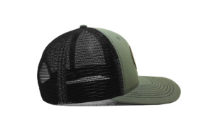 Casquette de camionneur en cuir personnalisée OEM casquette de sport en maille olive/noire gravée au laser à la mode pour les sports de plein air cyclisme décontracté - Product Image 5