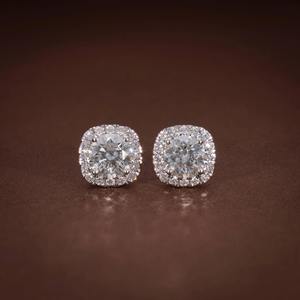 Meilleures ventes, boucles d'oreilles en diamant rond VVS cultivé en laboratoire certifié IGI, avec halo en or 14 carats, boucles d'oreilles pour femmes, bijoux au meilleur prix - Product Image 1