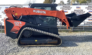 2017 Kubota SVL95-2S Skid Steer cabine fermée - Product Image 3
