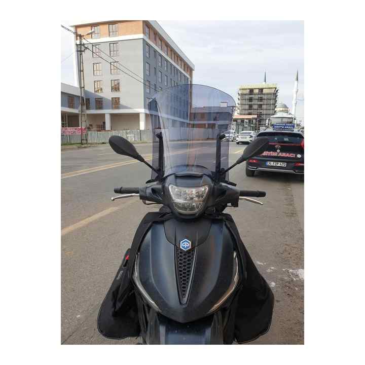 Piaggio Beverlys 250 Windshield 2005 2007 Model Years 56cm Light Smoked Color 4mm Long and Wide