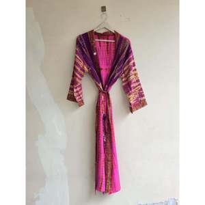 Kimono de Playa Bohemio con Estampado Tie-Dye y Bolsillos, Accesorio para Traje de Baño - Product Image 3