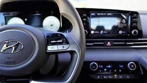 LISTO PARA ENVÍO 2021 H-yundai Elan-tra SEL FWD - Product Image 3