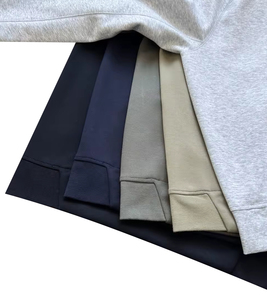 Sweats à capuche et sweat-shirts pour hommes Sweat-shirt surdimensionné en polyester/coton avec logo personnalisé Sweat-shirt à capuche d'automne gris/noir respirant et écologique - Product Image 4