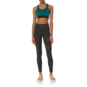 Conjunto de Sujetador Deportivo de Yoga para Niñas, Suave, a Precio Razonable, Ajustable, de Alta Sujeción, de Secado Rápido, con Logotipo Frontal Sólido y Almohadillas Extraíbles - Product Image 1
