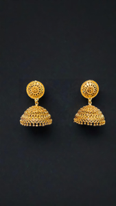 Boucles d'oreilles de haute qualité serties de boucles d'oreilles de style Jhumka plaqué or 22CT de conception traditionnelle bijoux pour femmes - Product Image 3