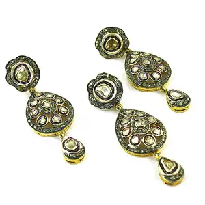 Exquisitos Pendientes de Lágrima con Diamantes para Mujer - Joyería de Lujo Chapada en Oro - Product Image 2