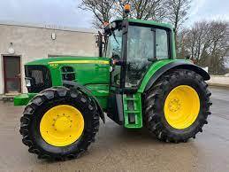 Tractores agrícolas compactos John Deere usados de 100 hp con tracción en las cuatro ruedas (4x4) en venta. - Product Image 2