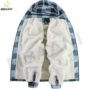 Chaqueta informal cálida de franela a cuadros con forro de sherpa y capucha - Product Image 3