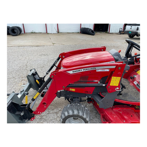 Massey Ferguson GC1725M équipement agricole multifonctionnel utilitaire pour la culture tonte aménagement paysager jardinage agriculture - Product Image 1