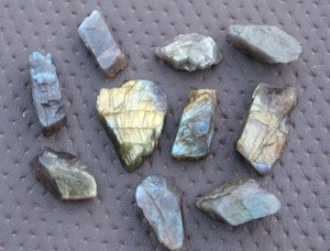 20-30 MM Naturel Rare Fabriqué À La Main Lâche Bleu Flashy Labradorite Pierres Précieuses 5 Pièces Taille Brute Collection de Pierres Précieuses Brutes - Product Image 5