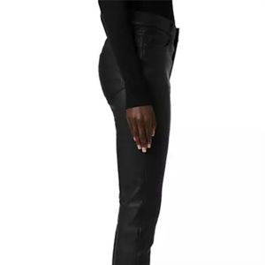 Pantalones de cuero negro para mujer Premium personalizados OEM-Ajustados y perfectos para trajes de moda - Product Image 6
