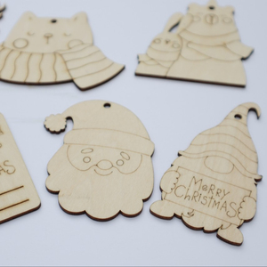 El último juego de decoración divertido de madera hecho a mano con forma personalizada, deja que tus hijos creen adornos navideños para su hogar - Product Image 3