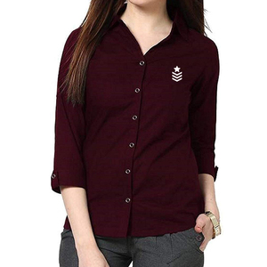 Chemise pour femmes, respirante, col rabattu, tendance, 100% coton, logo personnalisable sur le devant, prix de gros, pour usage professionnel - Product Image 1