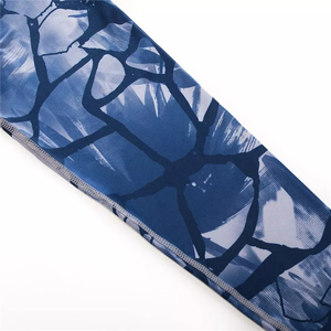 Vêtements de sport personnalisables à manches longues pour hommes légers de haute qualité avec matériau respirant durable anti-UV - Product Image 5