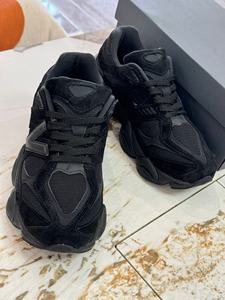 Chaussures de sport de créateur à lacets, chaussures décontractées de créateur, baskets à plateforme unisexe pour hommes et femmes, plateforme confortable, design antidérapant - Product Image 3