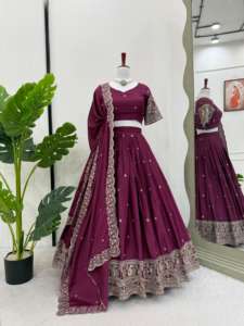 Lehenga Choli de Seda Chinon con Lentejuelas, Talla Grande 44, Reversible, Informal, con Interior Trabajado, para Diwali/Boda - Product Image 5