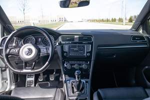 Volkswagen Golf R 2017 Usado, Transmisión Manual de 6 Velocidades, Motor Turbo de 4 Cilindros, Tracción en las Cuatro Ruedas, Algunas Modificaciones - Product Image 4