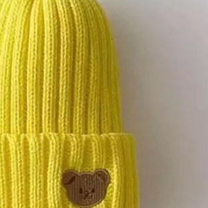 Gorro de Punto Personalizado de Alta Calidad con Pedrería, Estilo Moderno, Impresión Digital, Tela Personalizada, Servicio OEM Unisex y Logotipo Personalizado - Product Image 2