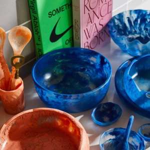 Juego de 2 cuencos de resina de diseño hecho a mano extremo con calidad y material extra Premium al mejor precio - Product Image 1