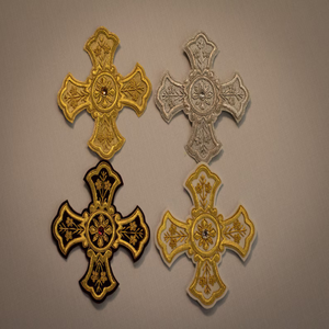 Écussons tissés de luxe personnalisables en or, brodés à la main, avec croix ornée de pierres, fil métallique, fond en velours, motif papillon, pour pochette - Product Image 6