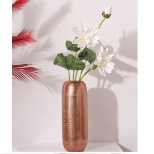 Diseño hecho a mano Jarrones de metal de acero inoxidable Decoración del hogar y la boda Disponible en tamaño personalizado - Product Image 6