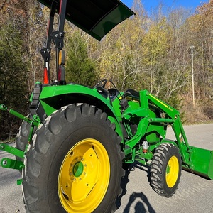 Compre el tractor compacto John Deere 4066M en stock, entrega rápida y calidad superior diseñada para funcionar - Product Image 2