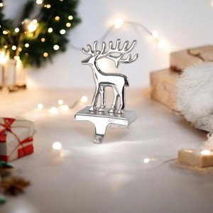 Decoración familiar de renos de madera de mango, hecho a mano elegante acento navideño, perfecto para mesa festiva o decoración del hogar - Product Image 6